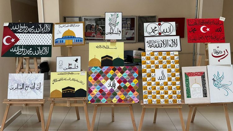 Gümüşhane'de "Hüsn-i Hat" sergisi açıldı
