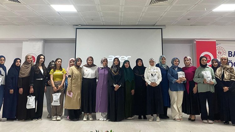 Zarafet Atölyesi mezunlarını verdi