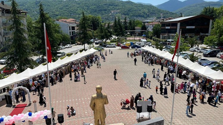 Sapanca'da minikler şenlikte buluştu