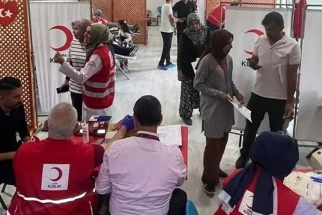 Akşehir'de Kur'an kursu kan bağışı kampanyası düzenledi