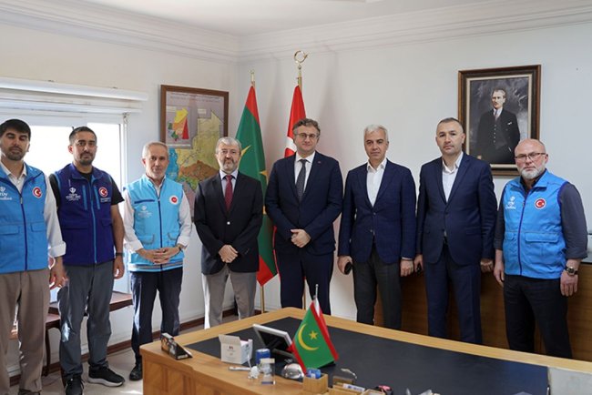 Türkiye Diyanet Vakfı heyeti, Nuakşot Büyükelçiliği Geçici Maslahatgüzarı Arabacı'yı ziyaret etti