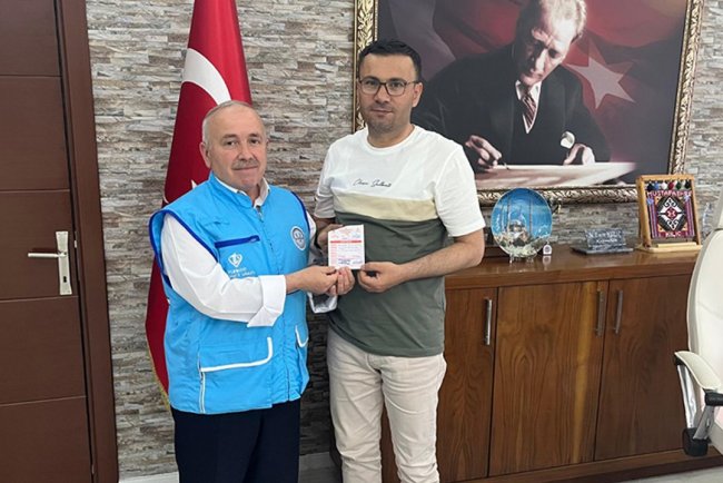 Yatağan Kaymakamı Kılıç, Kurbanını TDV'ye emanet etti