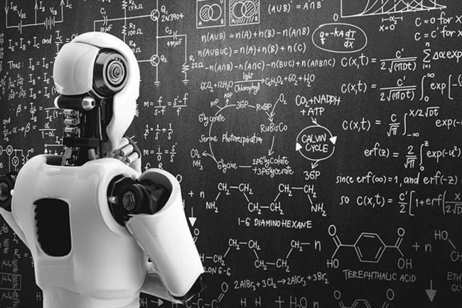 Yapay zekanın geleneksel sınıf ortamına girmesiyle eğitimde belirsizliklerle dolu dönem başlıyor