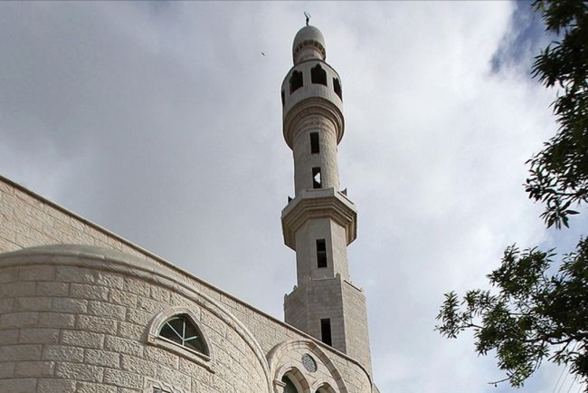 İşgalciler, 3 camiden okunan ezanları susturmak için rapor düzenledi