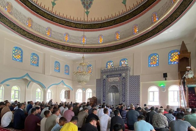 Gürpınar'da mihraplar gençlere emanet