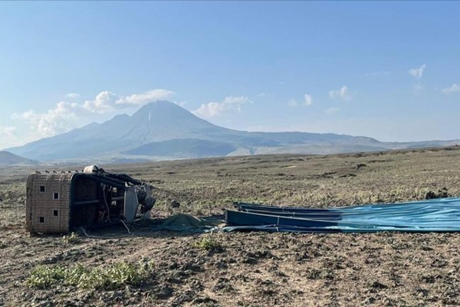 Aksaray'da iki ayrı sıcak hava balonu kazasında 1 pilot hayatını kaybetti, 31 kişi yaralandı