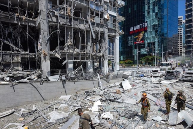 İşgalcilerin İran’a saldırılarıyla başlayan çatışmada 8. gün