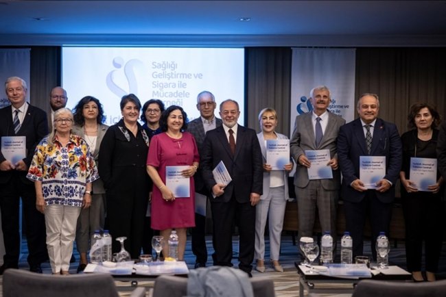 "Sağlık İçin Sigara Alarmı Dergisi" yeniden yayın hayatına başladı