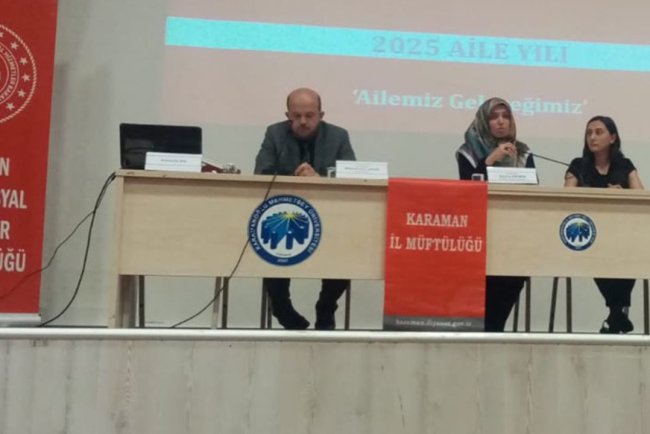 Karaman'da "Bir Yetime Aile Olmak" paneli
