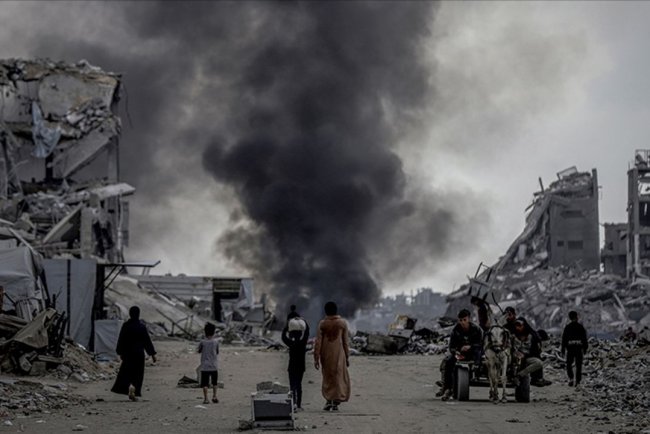 İşgalcilerin Gazze'de insani yardım bekleyenlere saldırısında 20 kişi şehit oldu, 246 kişi yaralandı