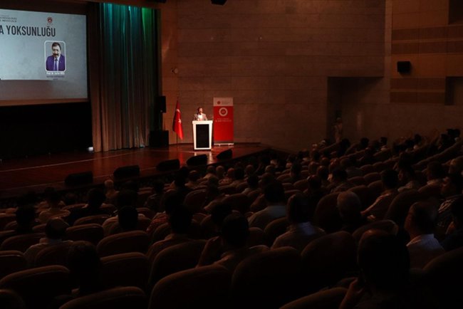 Prof. Dr. Köse, baba yoksunluğuna dikkat çekti