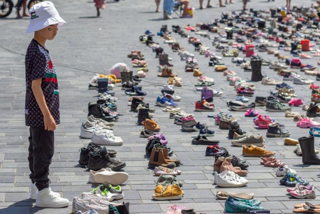 Hollanda'da, işgalcilerin saldırılarında şehit olan Filistinli çocuklar için anma etkinliği düzenlendi