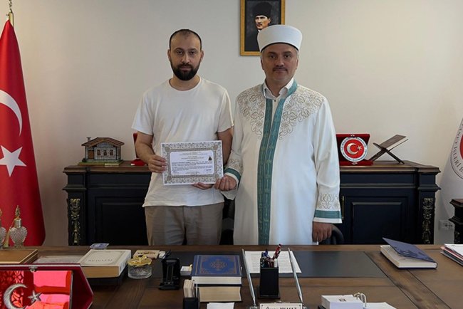 İsveçli genç Trabzon'da Müslüman oldu