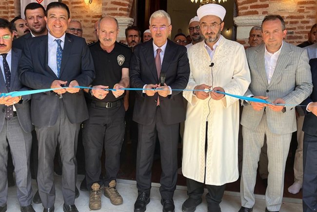 Bursa'da yenilenen tarihi Özlüce Camii, cemaatine kavuştu