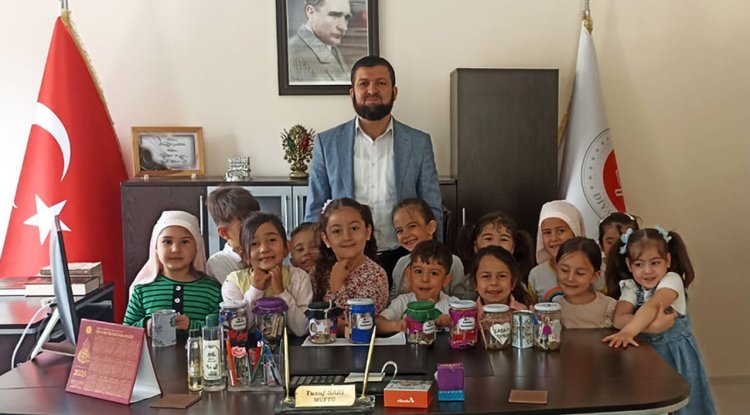 Halkapınar'da minikler Filistin'e destek oldu