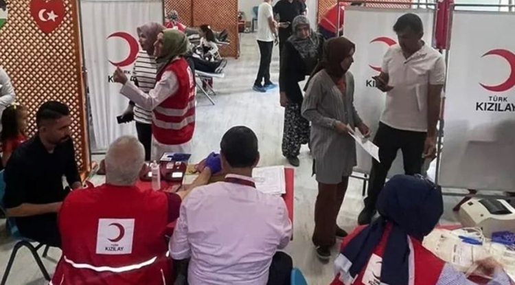 Akşehir'de Kur'an kursu kan bağışı kampanyası düzenledi