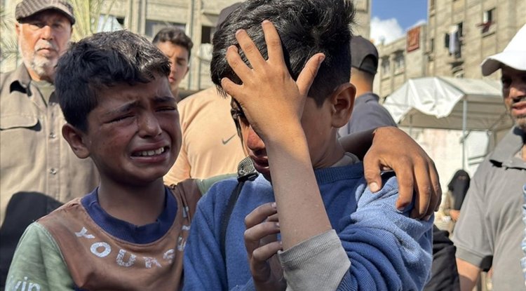 İşgalcilerin Gazze'de yardım almak isteyen Filistinlilere yönelik saldırısında 27 kişi şehit oldu