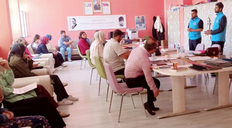 Çaldıran'da vekaletle kurban bilgilendirmesi gerçekleşti