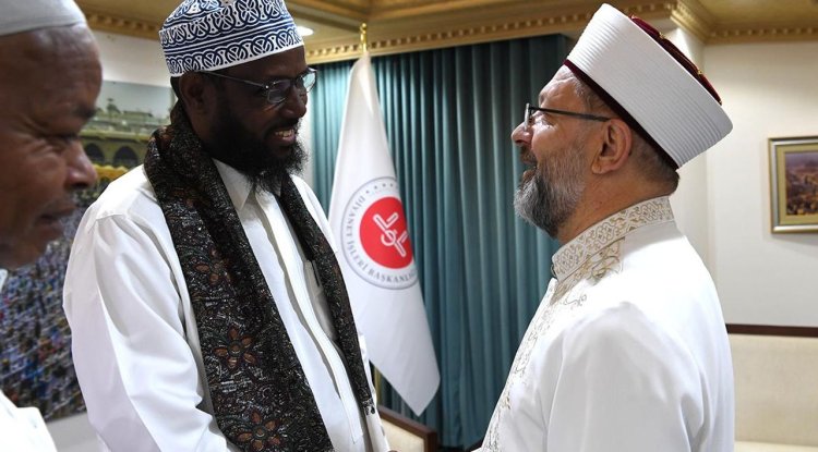 Somali İslam İşleri ve Vakıflar Bakanı Robow’dan Diyanet İşleri Başkanı Erbaş’a ziyaret