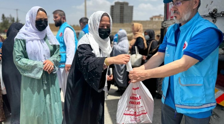 Türkiye Diyanet Vakfı, Afganistan'da yaklaşık 200 bin ihtiyaç sahibine kurban eti ulaştırdı