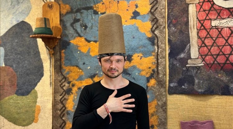 Rus dans öğretmeni Mihael dinlediği neyden etkilenerek İslam'ı seçti