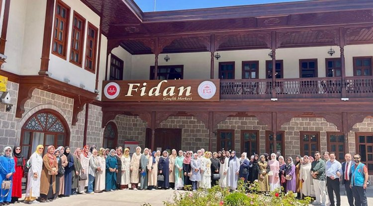 Gençlere hizmet sunan din görevlileri Ankara'da buluştu