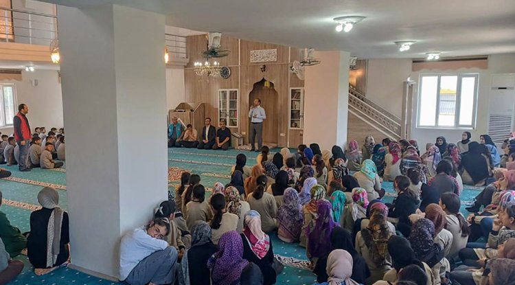 Kahta'da gençler camide buluştu