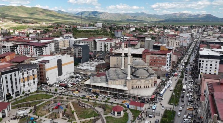 Yüksekova Müftülüğü'nde nikah yoğunluğu yaşanıyor