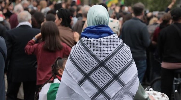 Avrupa'da "7 Ekim"den sonra Müslümanlara yönelik baskı ve İslamofobinin arttığı raporlandı