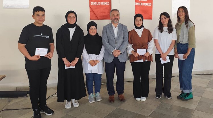 Oğuzlar’da Hadis Yarışmasının ödülleri verildi