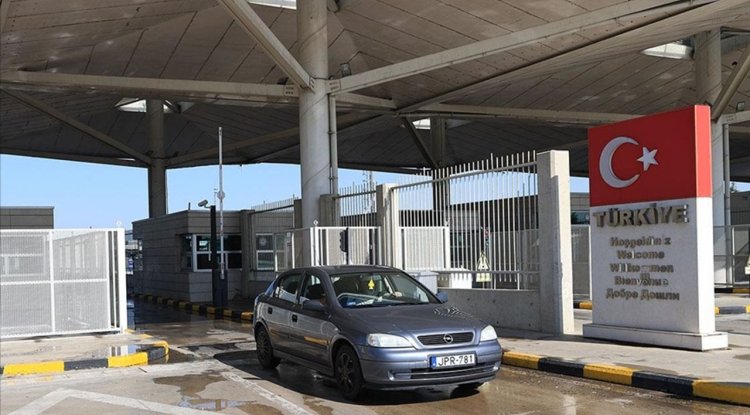 Gurbetçinin vatan sevinci sınırda başlıyor