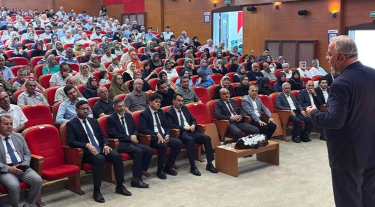 Burdur'da aile ve gençlik konuşuldu