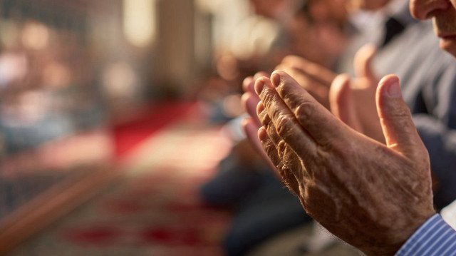 Teşrik tekbiri nedir? Teşrik tekbiri nasıl getirilir? Diyanet açıklaması