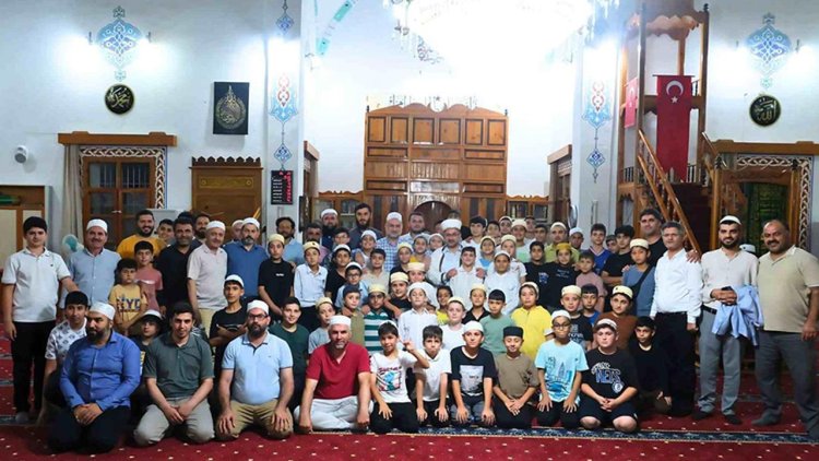 Adana'da "Gençlik ve Fetih Buluşması"