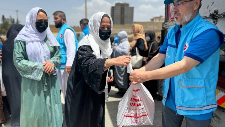 Türkiye Diyanet Vakfı, Afganistan'da yaklaşık 200 bin ihtiyaç sahibine kurban eti ulaştırdı