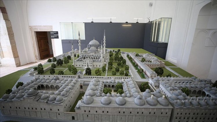 Edirne'de "Genç Ofis" olarak düzenlenen medrese tarihi misyonuyla yaşatılıyor