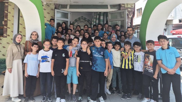 Sapanca'da gençler camide bir araya geldi