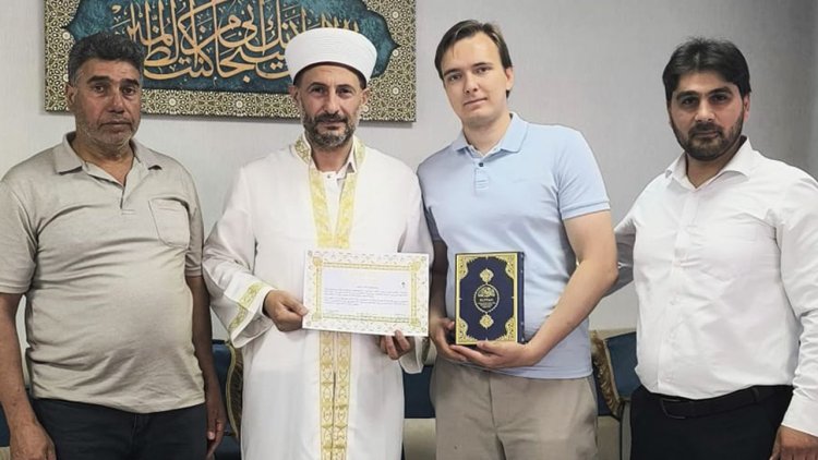 Rusya vatandaşı genç, Diyarbakır'da İslam’la tanıştı