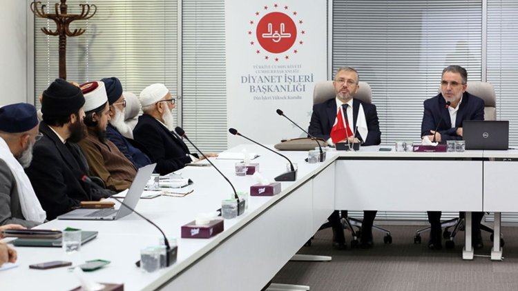 İngiltere ve Avrupa Hilal Forumu hilal gözleminde Diyanet’i takip edecek