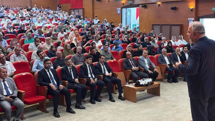 Burdur'da aile ve gençlik konuşuldu
