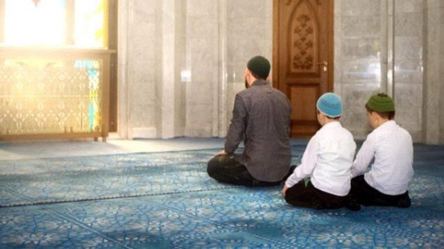 Aşure günü kaç rekat namaz kılınır? Aşure günü kılınacak namaz, Aşure günü dua ve tesbihleri