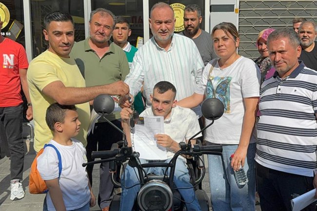 Müftülükten akülü araç desteği