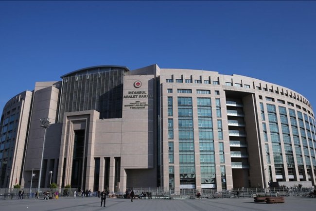 Hazreti Muhammed'in karikatürünü yayımlayan dergiye yönelik soruşturmada yakalanan 4 şüphelinin işlemleri sürüyor