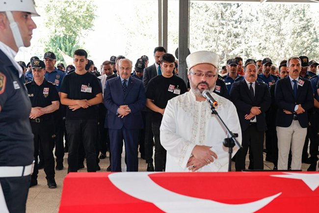 Adana'da görevi başında vefat eden polis memuru defnedildi