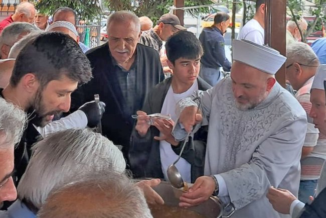 Kılıçbay: Aşure günü, hüznün içinde dirilen kardeşliktir