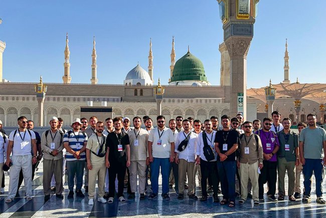 MÜSDAV Aile Umresi'nin ilk kafilesi mübarek topraklarda