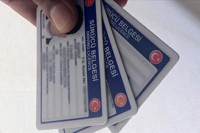 Eski tip ehliyetler 1 Ağustos'ta geçerliliğini yitirecek