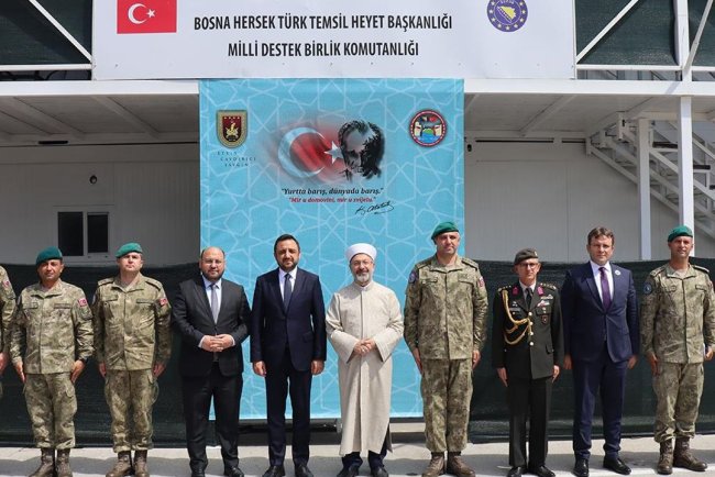 Başkan Erbaş, Bosna Hersek'te EUFOR Türk Temsil Heyeti Başkanlığını ziyaret etti