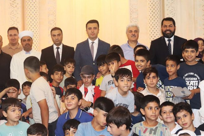 Bağlar  Kaymakamı Özdemir, camide çocuklarla buluştu