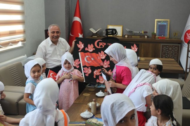 Miniklerden müftülüğe 15 Temmuz ziyareti